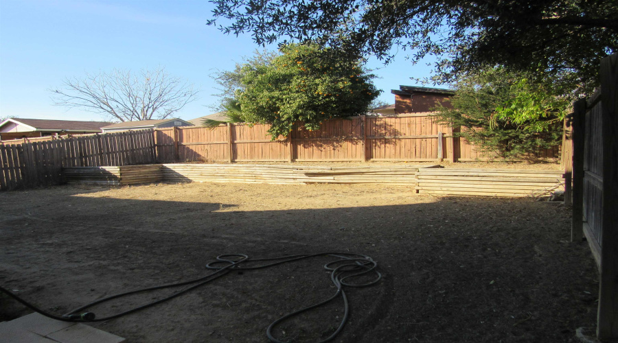 6106 Eusebio Ln, Laredo, Texas 78046, 3 Bedrooms Bedrooms, 7 Rooms Rooms,2 BathroomsBathrooms,Residential,For Rent,6106 Eusebio Ln,20260653