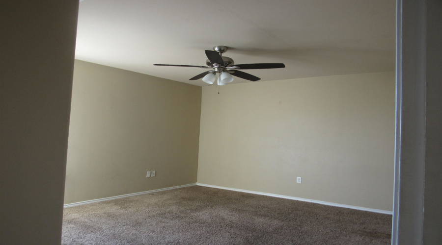 6106 Eusebio Ln, Laredo, Texas 78046, 3 Bedrooms Bedrooms, 7 Rooms Rooms,2 BathroomsBathrooms,Residential,For Rent,6106 Eusebio Ln,20260653