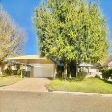 8605 Emily Ave, Laredo, Texas 78045, 3 Bedrooms Bedrooms, 5 Rooms Rooms,2 BathroomsBathrooms,Residential,For Sale,8605 Emily Ave,20260655