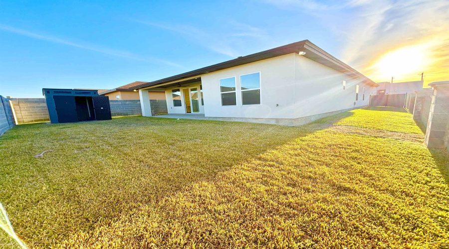 502 Journey Loop, Laredo, Texas 78045, 3 Bedrooms Bedrooms, 6 Rooms Rooms,3 BathroomsBathrooms,Residential,For Sale,502 Journey Loop,20260657