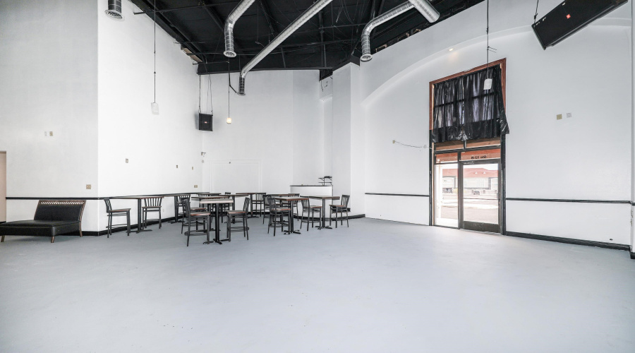 7128 Rosson Ln, Laredo, Texas 78041, 1 Room Rooms,4 BathroomsBathrooms,Commercial retail/office,For Rent,7128 Rosson Ln,20260659