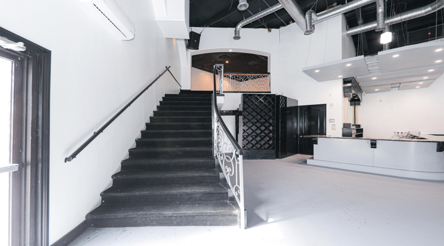 7128 Rosson Ln, Laredo, Texas 78041, 1 Room Rooms,4 BathroomsBathrooms,Commercial retail/office,For Rent,7128 Rosson Ln,20260659