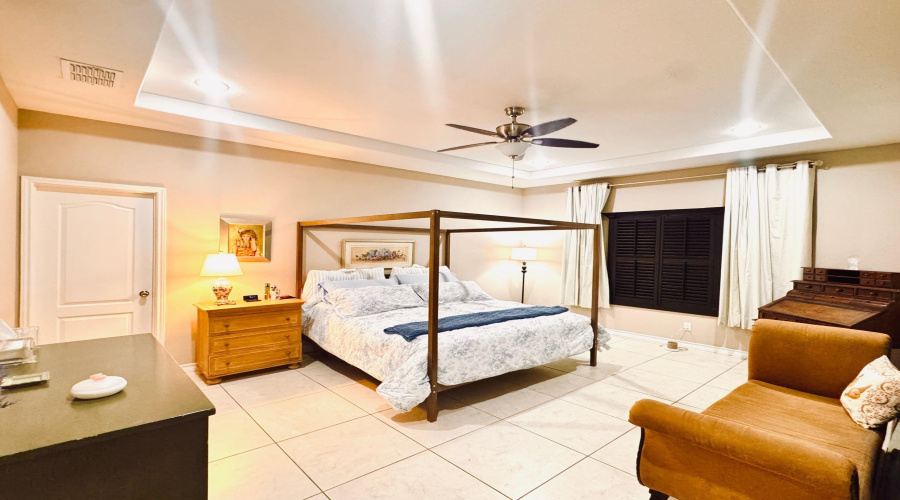 7607 Patricia Highsmith Dr, LAREDO, Texas 78041, 3 Bedrooms Bedrooms, 6 Rooms Rooms,2 BathroomsBathrooms,Residential,For Sale,7607 Patricia Highsmith Dr,20260661