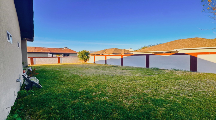 7607 Patricia Highsmith Dr, LAREDO, Texas 78041, 3 Bedrooms Bedrooms, 6 Rooms Rooms,2 BathroomsBathrooms,Residential,For Sale,7607 Patricia Highsmith Dr,20260661