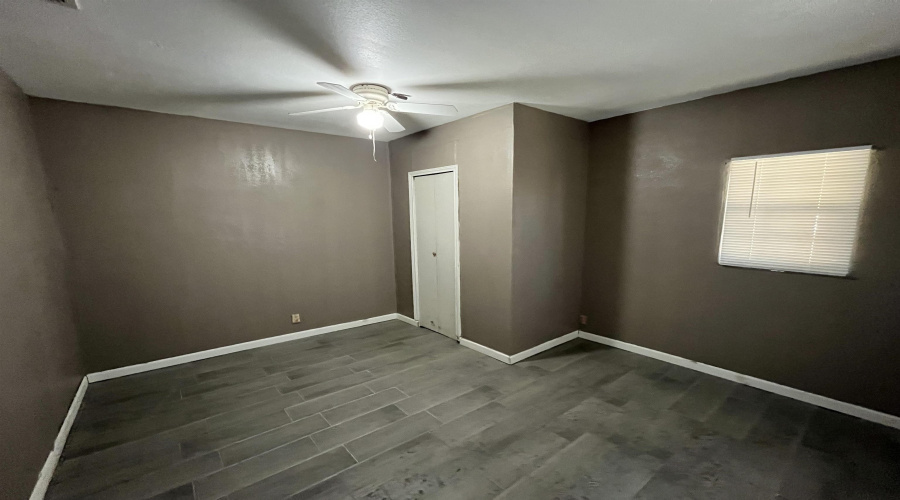 137 Pamplona Lp, Laredo, Texas 78046, 3 Bedrooms Bedrooms, 5 Rooms Rooms,1 BathroomBathrooms,Residential,For Sale,137 Pamplona Lp,20260663