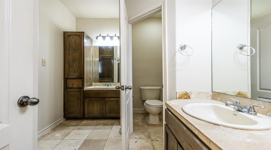 10702 Patron Lp, Laredo, Texas 78045, 3 Bedrooms Bedrooms, 7 Rooms Rooms,2 BathroomsBathrooms,Residential,For Rent,10702 Patron Lp,20260665