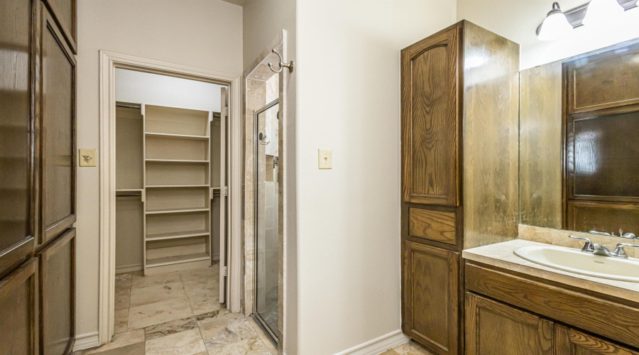 10702 Patron Lp, Laredo, Texas 78045, 3 Bedrooms Bedrooms, 7 Rooms Rooms,2 BathroomsBathrooms,Residential,For Rent,10702 Patron Lp,20260665