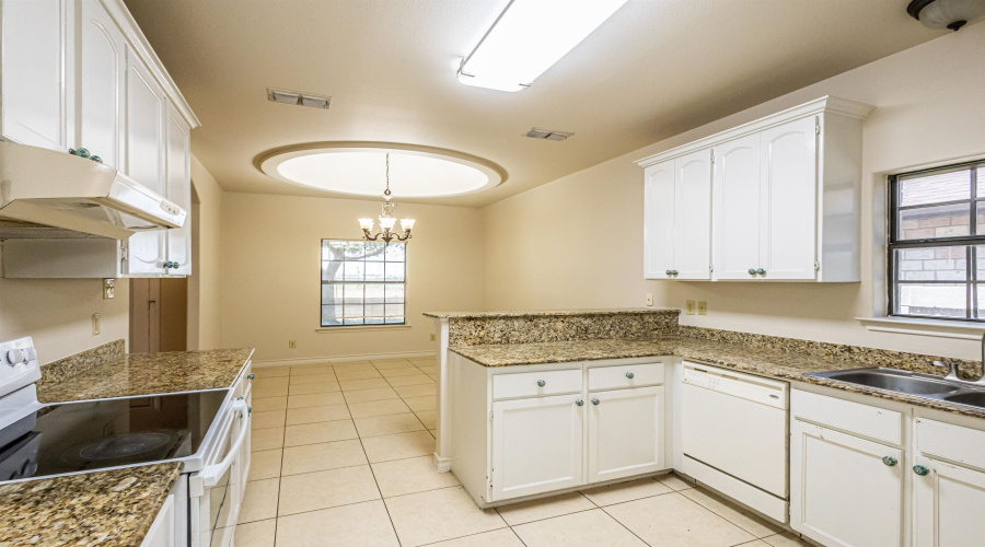 10702 Patron Lp, Laredo, Texas 78045, 3 Bedrooms Bedrooms, 7 Rooms Rooms,2 BathroomsBathrooms,Residential,For Rent,10702 Patron Lp,20260665