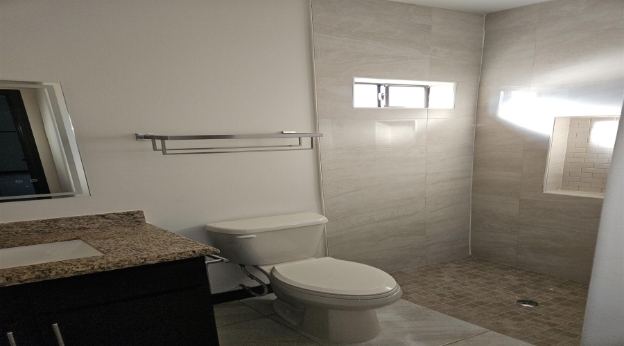 2907 Clark Blvd, Laredo, Texas 78043, 2 Bedrooms Bedrooms, 4 Rooms Rooms,2 BathroomsBathrooms,Residential,For Rent,2907 Clark Blvd,20260667