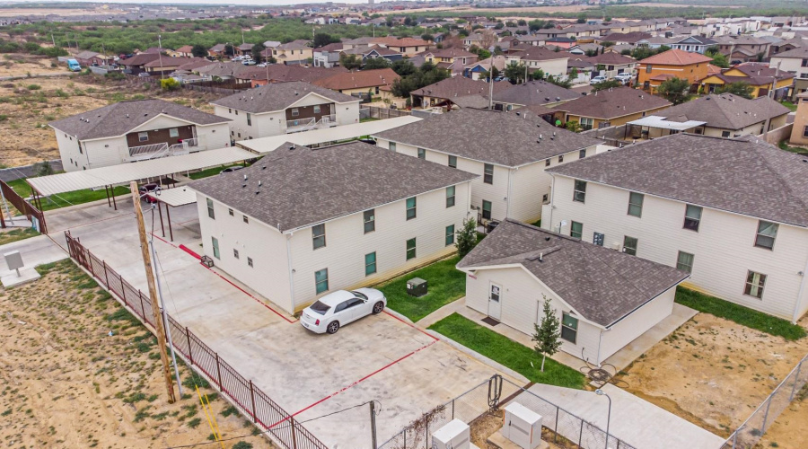 2601 Lomas Del Sur, Laredo, Texas 78046, 2 Bedrooms Bedrooms, 4 Rooms Rooms,2 BathroomsBathrooms,Residential,For Rent,2601 Lomas Del Sur,20260668