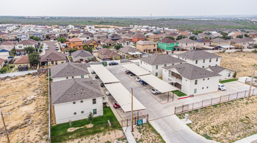 2601 Lomas Del Sur, Laredo, Texas 78046, 2 Bedrooms Bedrooms, 4 Rooms Rooms,2 BathroomsBathrooms,Residential,For Rent,2601 Lomas Del Sur,20260668