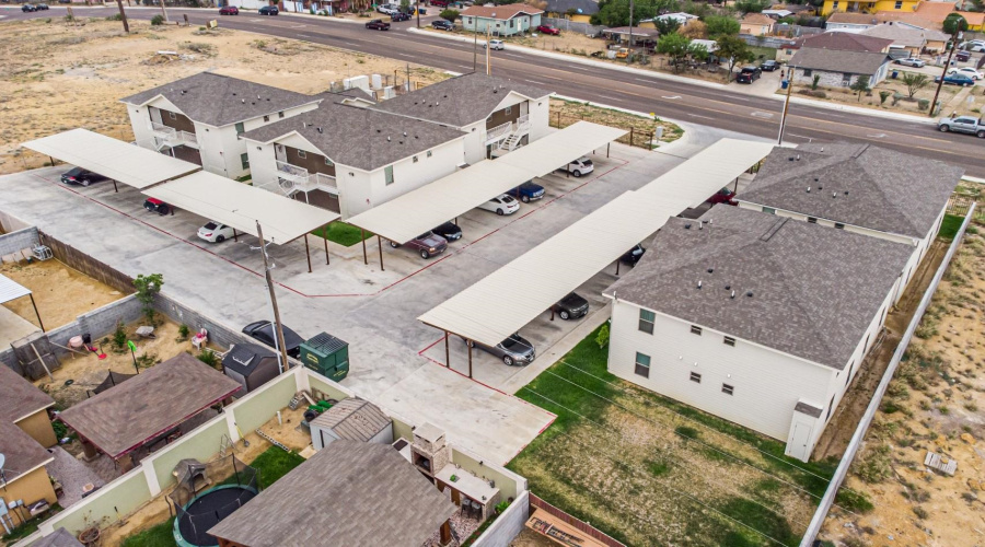 2601 Lomas Del Sur, Laredo, Texas 78046, 2 Bedrooms Bedrooms, 4 Rooms Rooms,2 BathroomsBathrooms,Residential,For Rent,2601 Lomas Del Sur,20260668