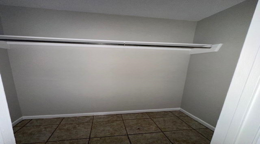 4902 Marcella Ave, Laredo, Texas 78041, 2 Bedrooms Bedrooms, 4 Rooms Rooms,1 BathroomBathrooms,Residential,For Sale,4902 Marcella Ave,20260676