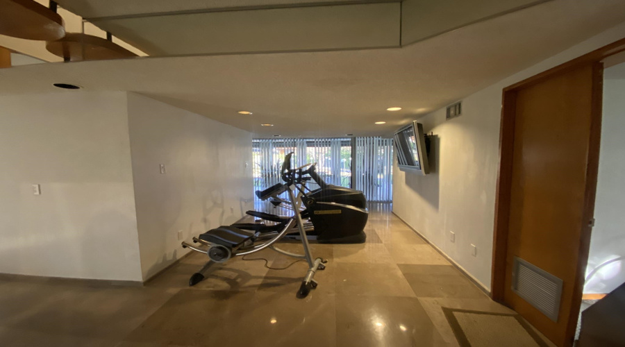 337 Regal Dr, LAREDO, Texas 78041, 4 Bedrooms Bedrooms, 7 Rooms Rooms,5 BathroomsBathrooms,Residential,For Sale,337 Regal Dr,20260677