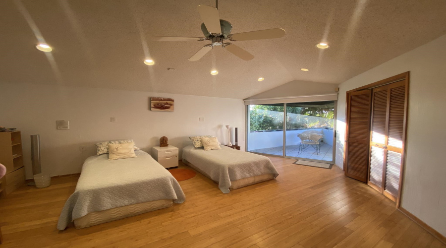 337 Regal Dr, LAREDO, Texas 78041, 4 Bedrooms Bedrooms, 7 Rooms Rooms,5 BathroomsBathrooms,Residential,For Sale,337 Regal Dr,20260677