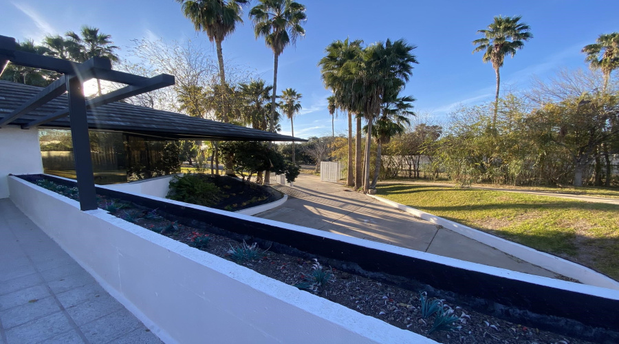 337 Regal Dr, LAREDO, Texas 78041, 4 Bedrooms Bedrooms, 7 Rooms Rooms,5 BathroomsBathrooms,Residential,For Sale,337 Regal Dr,20260677