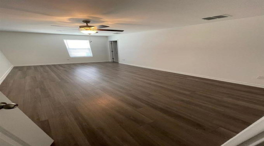 9914 Kaspar Dr., Laredo, Texas 78045, 3 Bedrooms Bedrooms, 6 Rooms Rooms,2 BathroomsBathrooms,Residential,For Rent,9914 Kaspar Dr.,20255026