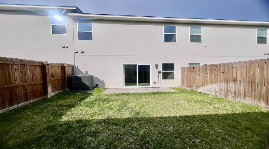 9914 Kaspar Dr., Laredo, Texas 78045, 3 Bedrooms Bedrooms, 6 Rooms Rooms,2 BathroomsBathrooms,Residential,For Rent,9914 Kaspar Dr.,20255026