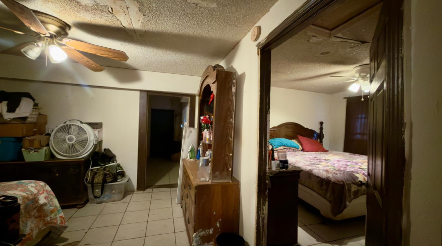 2806 Tinaja Tinaja St, Laredo, Texas 78046, 3 Bedrooms Bedrooms, 5 Rooms Rooms,2 BathroomsBathrooms,Residential,For Sale,2806 Tinaja Tinaja St,20260679