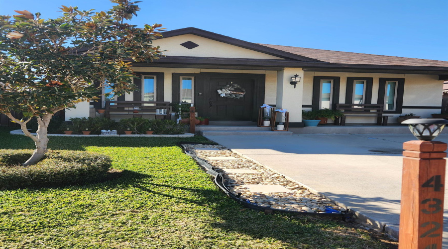 4324 Alina Dr., Laredo, Texas 78046, 3 Bedrooms Bedrooms, 6 Rooms Rooms,2 BathroomsBathrooms,Residential,For Sale,4324 Alina Dr.,20260680