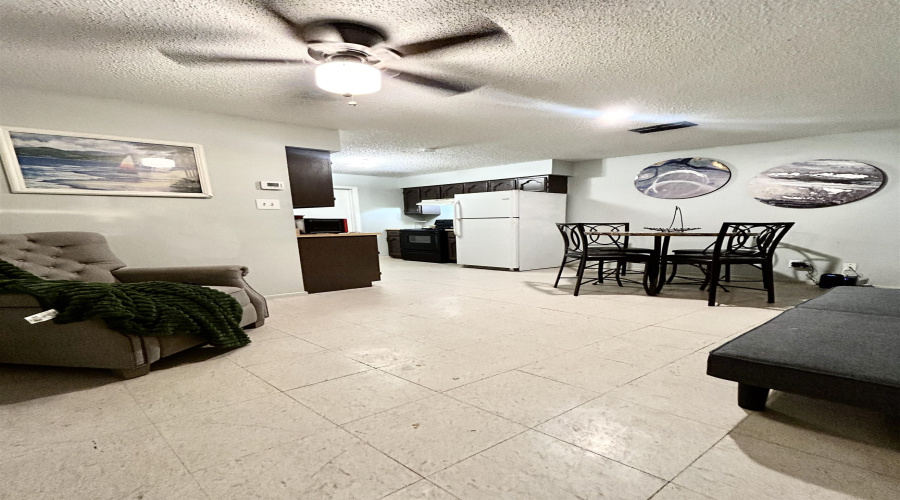 1219 Willow St, Laredo, Texas 78040, 1 Bedroom Bedrooms, 2 Rooms Rooms,1 BathroomBathrooms,Residential,For Rent,1219 Willow St,20260683