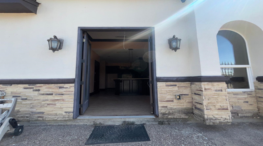 3802 Daniela Lp, Laredo, Texas 78043, 3 Bedrooms Bedrooms, 6 Rooms Rooms,2 BathroomsBathrooms,Residential,For Sale,3802 Daniela Lp,20260684