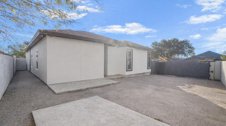 3802 Daniela Lp, Laredo, Texas 78043, 3 Bedrooms Bedrooms, 6 Rooms Rooms,2 BathroomsBathrooms,Residential,For Rent,3802 Daniela Lp,20260685