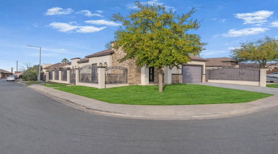 3802 Daniela Lp, Laredo, Texas 78043, 3 Bedrooms Bedrooms, 6 Rooms Rooms,2 BathroomsBathrooms,Residential,For Rent,3802 Daniela Lp,20260685