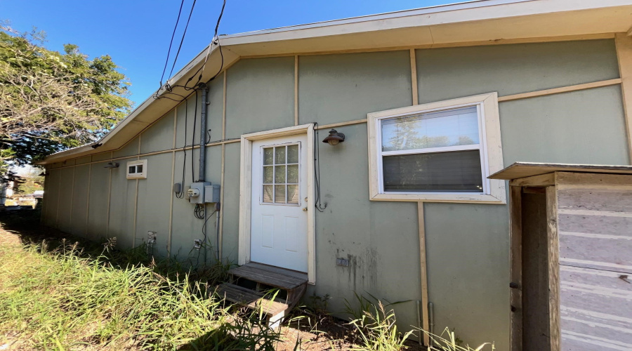 1001 N Elm St, Hebbronville, Texas 78361, 2 Bedrooms Bedrooms, 4 Rooms Rooms,1 BathroomBathrooms,Residential,For Sale,1001 N Elm St,20260688