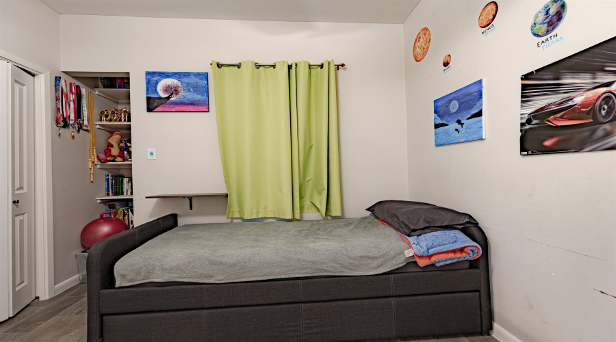 10902 International Blvd, LAREDO, Texas 78045, 3 Bedrooms Bedrooms, 5 Rooms Rooms,2 BathroomsBathrooms,Residential,For Sale,10902 International Blvd,20260689