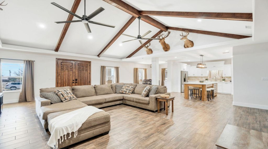 508 Kennedy St, Zapata, Texas 78076, 3 Bedrooms Bedrooms, 7 Rooms Rooms,2 BathroomsBathrooms,Residential,For Sale,508 Kennedy St,20260690