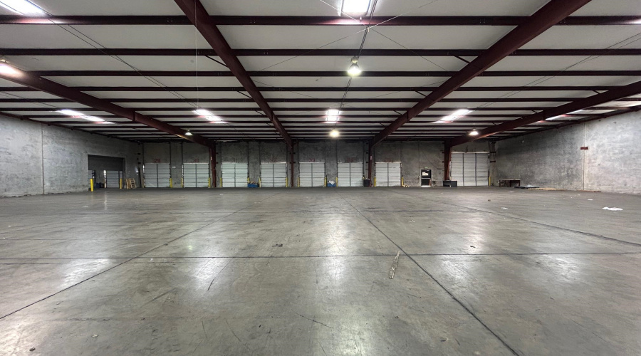 502 Nafta Blvd, Laredo, Texas 78045, 1 Bedroom Bedrooms, 21 Rooms Rooms,2 BathroomsBathrooms,Commercial/industrial,For Rent,502 Nafta Blvd,20260692