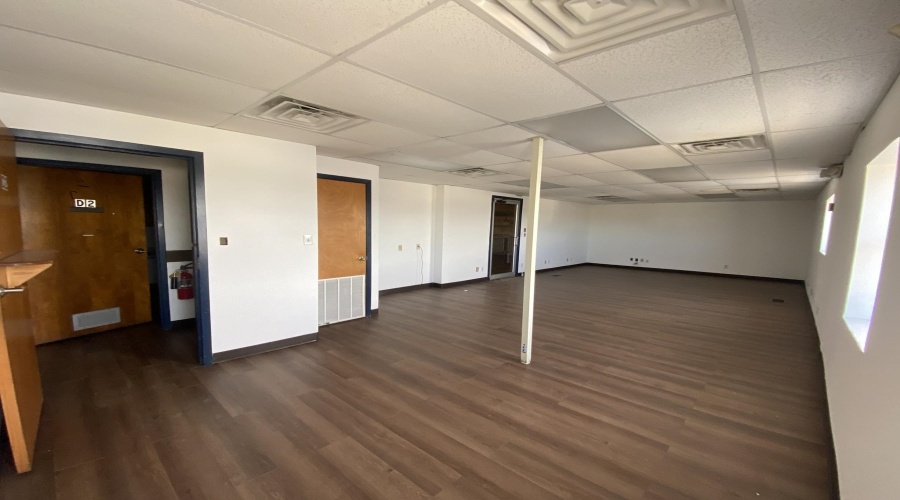 8321 Las Cruces Dr, LAREDO, Texas 78045, 1 Room Rooms,2 BathroomsBathrooms,Commercial retail/office,For Rent,8321 Las Cruces Dr,20260712