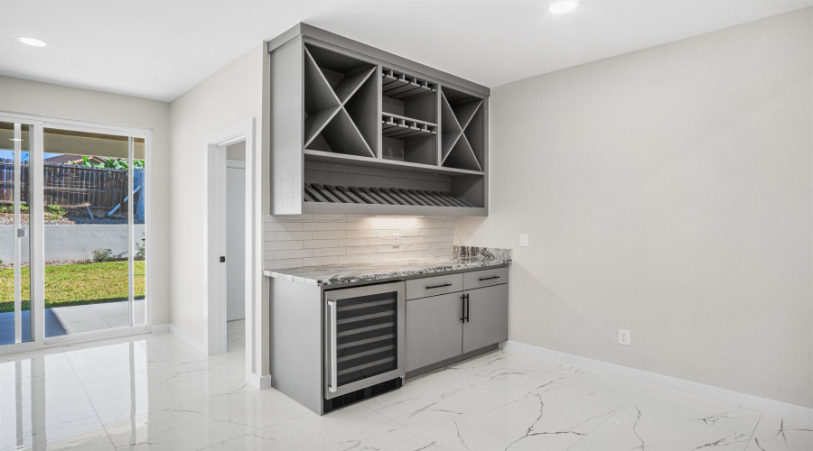 8707 Plantation East Dr, Laredo, Texas 78045, 5 Bedrooms Bedrooms, 8 Rooms Rooms,3 BathroomsBathrooms,Residential,For Sale,8707 Plantation East Dr,20255352