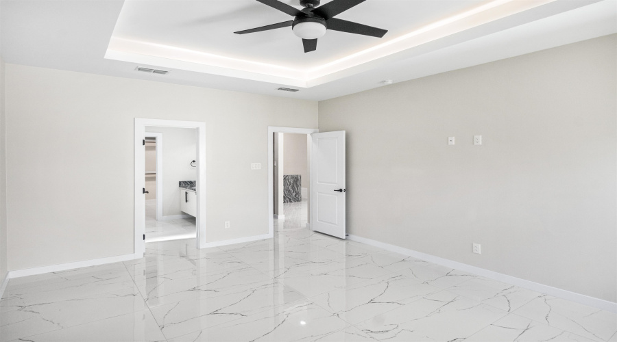 8707 Plantation East Dr, Laredo, Texas 78045, 5 Bedrooms Bedrooms, 8 Rooms Rooms,3 BathroomsBathrooms,Residential,For Sale,8707 Plantation East Dr,20255352