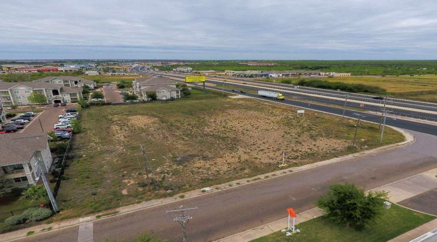302 Bob Bullock Lp, Laredo, Texas 78043, ,Land,For Sale,302 Bob Bullock Lp,20260705