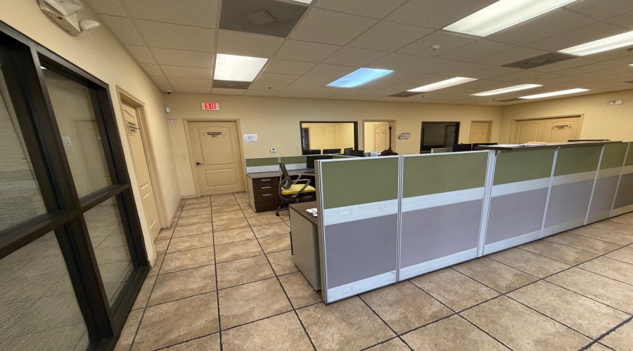 11910 Conley Rd, LAREDO, Texas 78045-9999, 1 Bedroom Bedrooms, 11 Rooms Rooms,4 BathroomsBathrooms,Commercial/industrial,For Sale,11910 Conley Rd,20260702