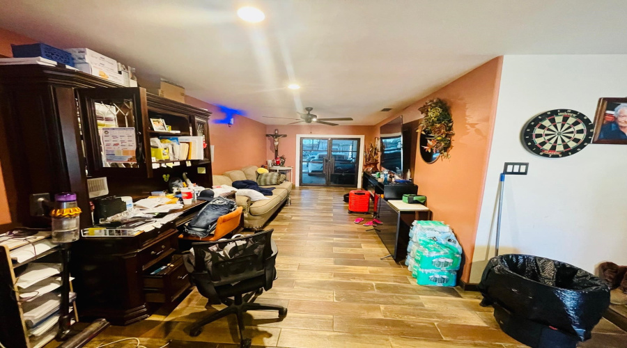 4416 Flores Ave, Laredo, Texas 78041, 7 Bedrooms Bedrooms, 10 Rooms Rooms,3 BathroomsBathrooms,Residential,For Sale,4416 Flores Ave,20260704