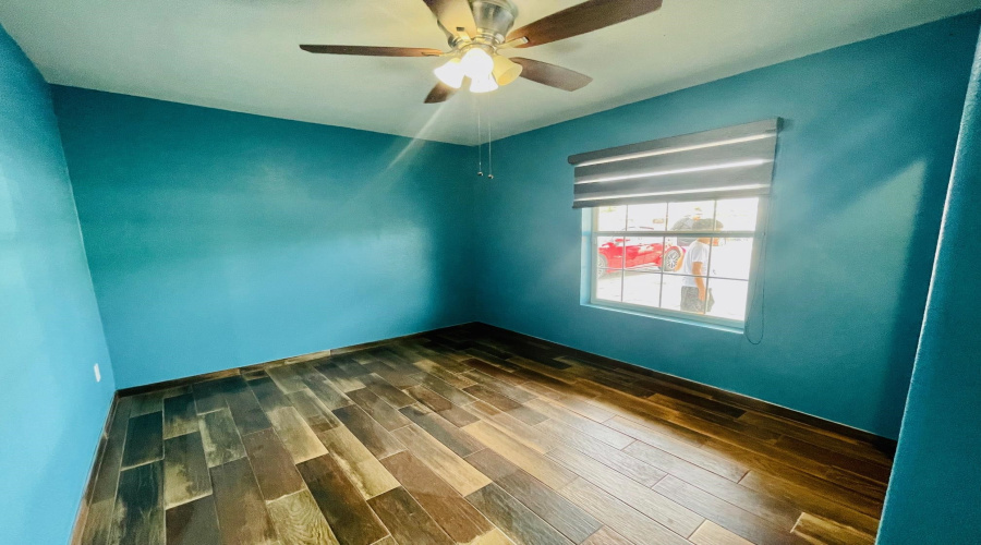 4416 Flores Ave, Laredo, Texas 78041, 7 Bedrooms Bedrooms, 10 Rooms Rooms,3 BathroomsBathrooms,Residential,For Sale,4416 Flores Ave,20260704