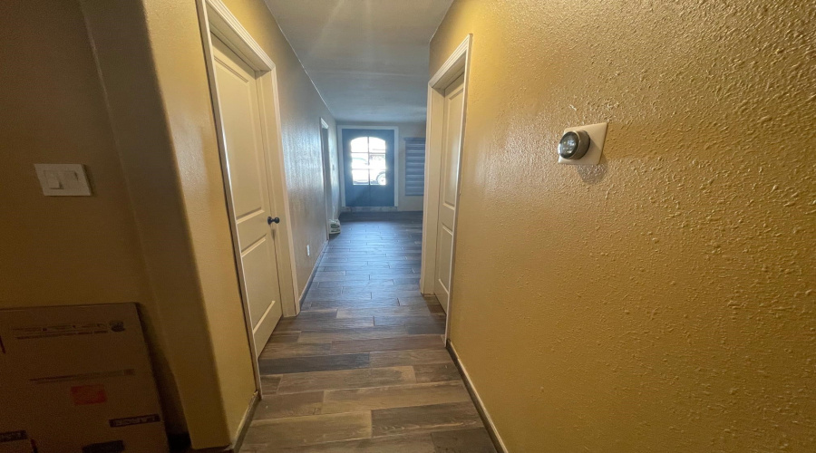 4416 Flores Ave, Laredo, Texas 78041, 7 Bedrooms Bedrooms, 10 Rooms Rooms,3 BathroomsBathrooms,Residential,For Sale,4416 Flores Ave,20260704