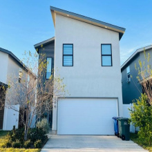 204 Deer Path Loop, Laredo, Texas 78045, 3 Bedrooms Bedrooms, 7 Rooms Rooms,2 BathroomsBathrooms,Residential,For Rent,204 Deer Path Loop,20260708