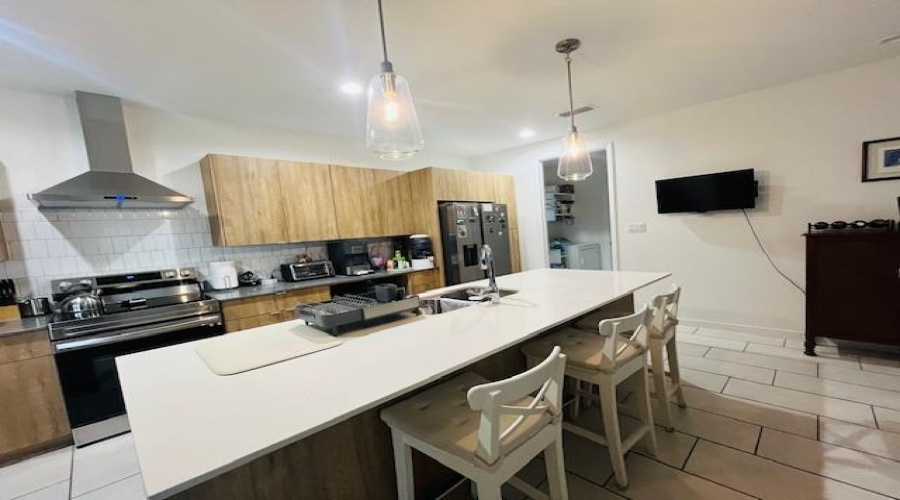 204 Deer Path Loop, Laredo, Texas 78045, 3 Bedrooms Bedrooms, 7 Rooms Rooms,2 BathroomsBathrooms,Residential,For Rent,204 Deer Path Loop,20260708