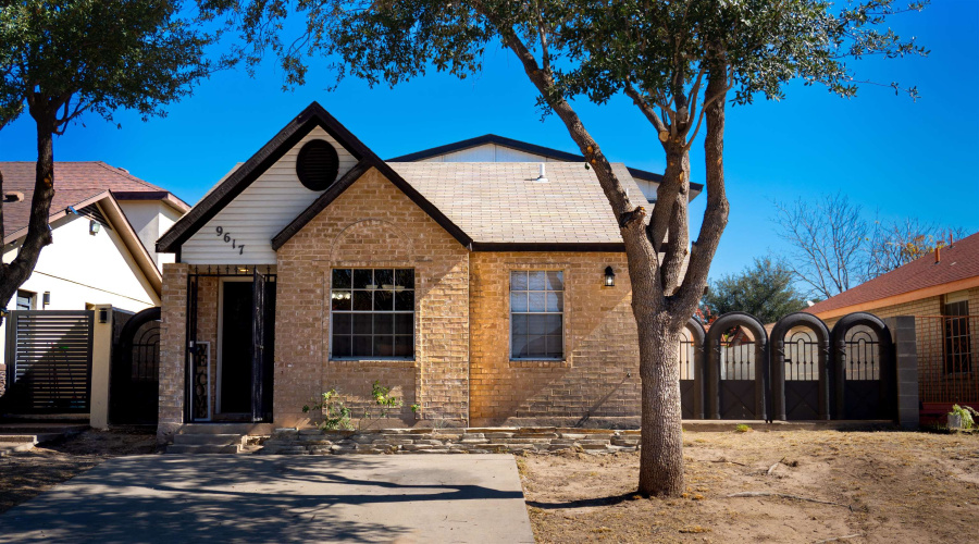 9617 Mallard Lp, LAREDO, Texas 78045, 4 Bedrooms Bedrooms, 5 Rooms Rooms,2 BathroomsBathrooms,Residential,For Sale,9617 Mallard Lp,20260709