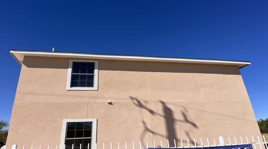 391 Riverside Dr, Eagle Pass, Texas 78852, 2 Bedrooms Bedrooms, 4 Rooms Rooms,2 BathroomsBathrooms,Residential,For Sale,391 Riverside Dr,20254771