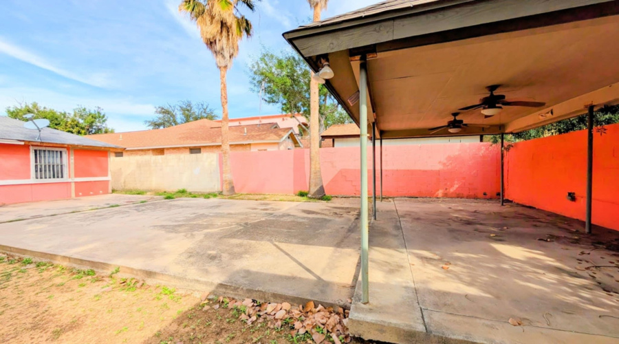 105 Tamarack Lp, Laredo, Texas 78045, 3 Bedrooms Bedrooms, 5 Rooms Rooms,2 BathroomsBathrooms,Residential,For Sale,105 Tamarack Lp,20260716