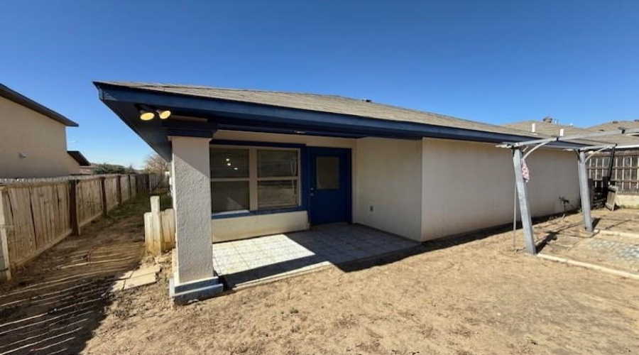 811 Bartolome Ln, Laredo, Texas 78043-5184, 3 Bedrooms Bedrooms, 5 Rooms Rooms,2 BathroomsBathrooms,Residential,For Rent,811 Bartolome Ln,20260719