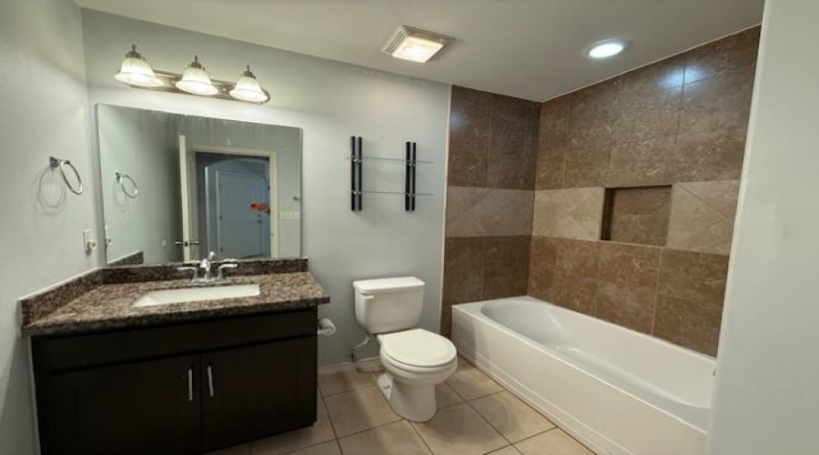 811 Bartolome Ln, Laredo, Texas 78043-5184, 3 Bedrooms Bedrooms, 5 Rooms Rooms,2 BathroomsBathrooms,Residential,For Rent,811 Bartolome Ln,20260719