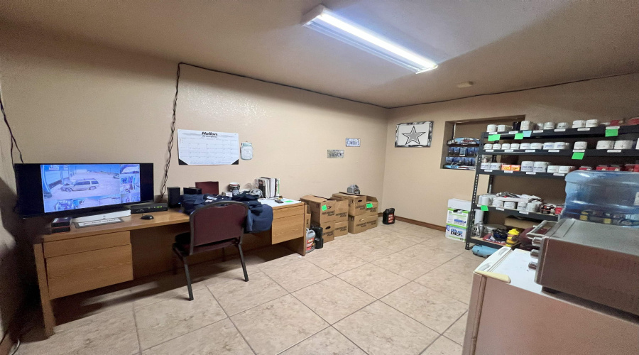1205 TX State Hwy 16, Zapata, Texas 78076, 1 Bedroom Bedrooms, ,2 BathroomsBathrooms,Commercial/industrial,For Sale,1205 TX State Hwy 16,20260725