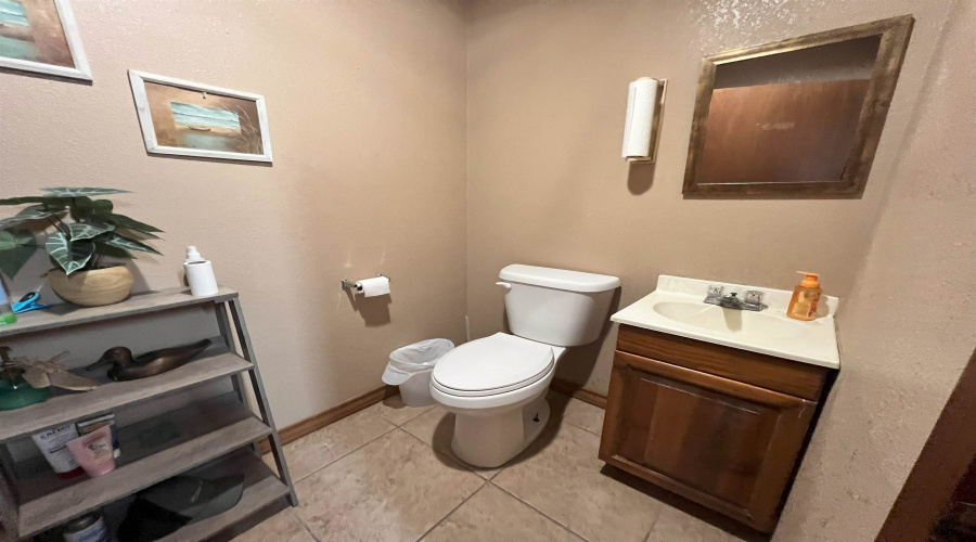 1205 TX State Hwy 16, Zapata, Texas 78076, 1 Bedroom Bedrooms, ,2 BathroomsBathrooms,Commercial/industrial,For Sale,1205 TX State Hwy 16,20260725