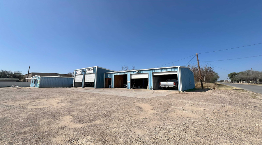 1205 TX State Hwy 16, Zapata, Texas 78076, 1 Bedroom Bedrooms, ,2 BathroomsBathrooms,Commercial/industrial,For Sale,1205 TX State Hwy 16,20260725
